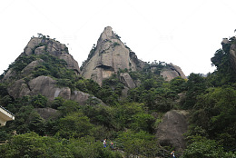 江西雄伟山峰美景