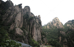 三清山雄伟山峰美景