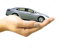 捧在手上的汽车