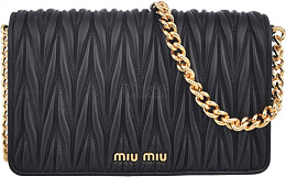 MIUMIU女士黑色羊皮褶皱单肩钱包
