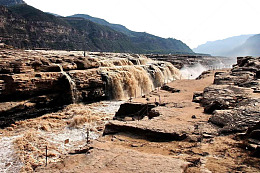 中华母亲河黄河壶口瀑布