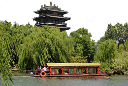 大明湖风光
