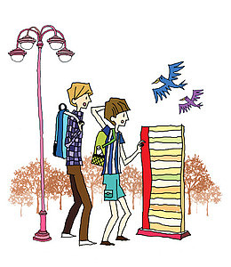 两小孩看公交站牌