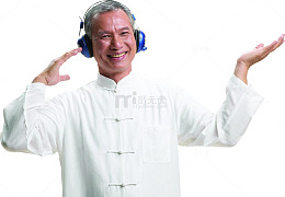 戴耳机的人