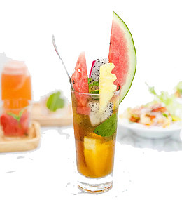 一杯西瓜柚子水果茶