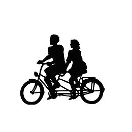 约会情侣骑单车