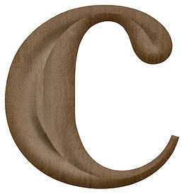 木质雕刻字母c