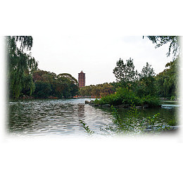 北京大学未名湖