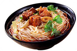 番茄炖牛腩面美食