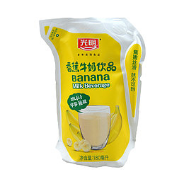 香蕉牛奶饮品