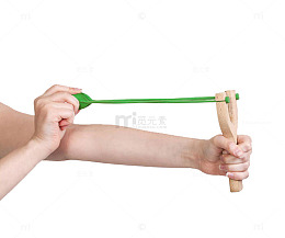 拉伸弹弓准备发射