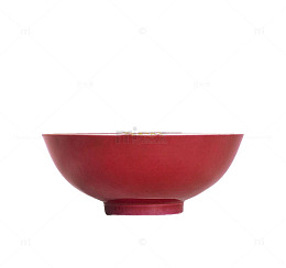 红色瓷碗