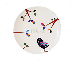 盘子里的小鸟和树