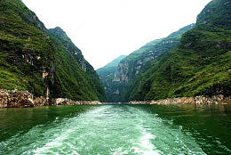 著名三峡