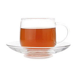 玻璃杯装姜母茶