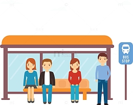 在公交车站等车的人