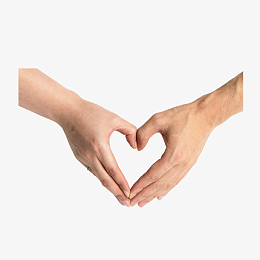 实物比爱心的男女的手素材