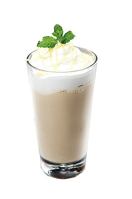 一杯巧克力抹茶奶昔