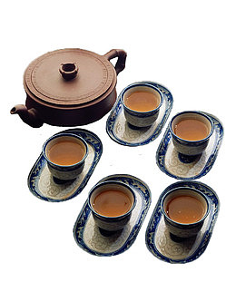 日本茶壶和茶杯套装