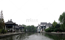 大明湖畔风景图片