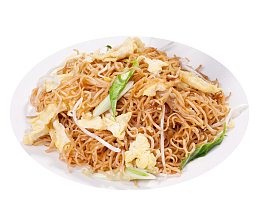 鸡蛋青菜豆芽炒面