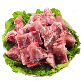 碟子里的生菜和猪脊骨