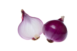 切开的紫色洋葱头