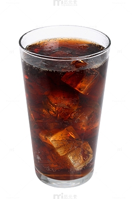 一杯棕咖色冰可乐