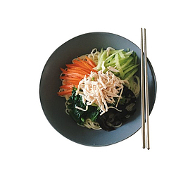 黑色盘子鸡丝凉面食品餐饮