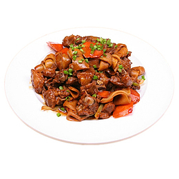 盘子里的炒菜香辣排骨