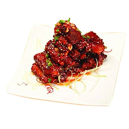 盘子里的炒菜香辣排骨