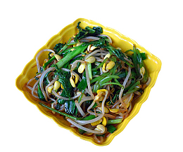 黄色碗里的食物韭菜炒黄豆芽