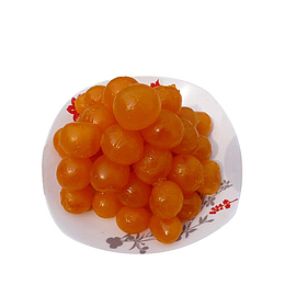 一盘黄色咸鸭蛋蛋黄