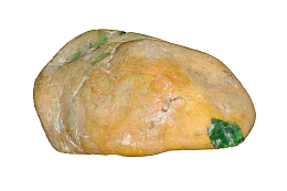 精美的翡翠原石装饰