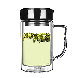 保温杯里的绿茶