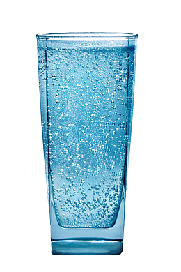 蓝色大杯苏打气泡水实物