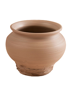 黄色粘土蓄水陶罐