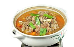 美食肉类羊肉煲骨头实物