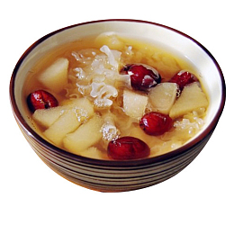 一碗红枣银耳雪梨汤羹