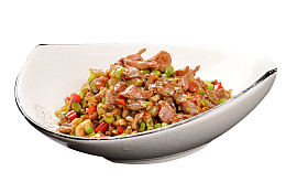 碗里的酸豆角炒鸡杂