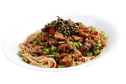 双椒麻辣鸡肉拌面条