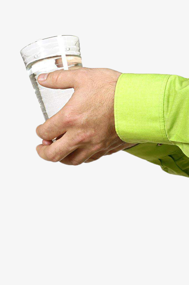 双手拿着水杯实物图png