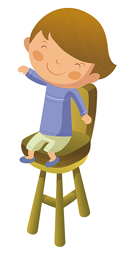 开心的坐在椅子上