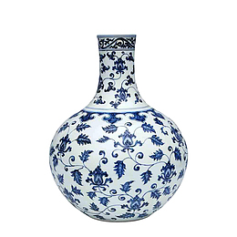 圆润精致缠枝莲纹