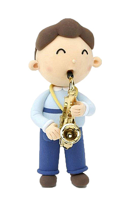 吹萨克斯  男孩