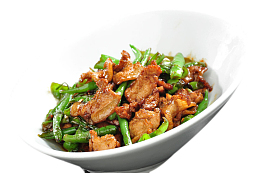 绿色青椒炒肉美食