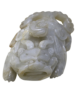明代玉雕瑞兽水注
