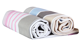 两匹卷好的粗布