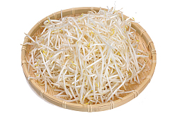 新鲜的一盘豆芽菜