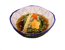 酱料爽口凉拌菠菜